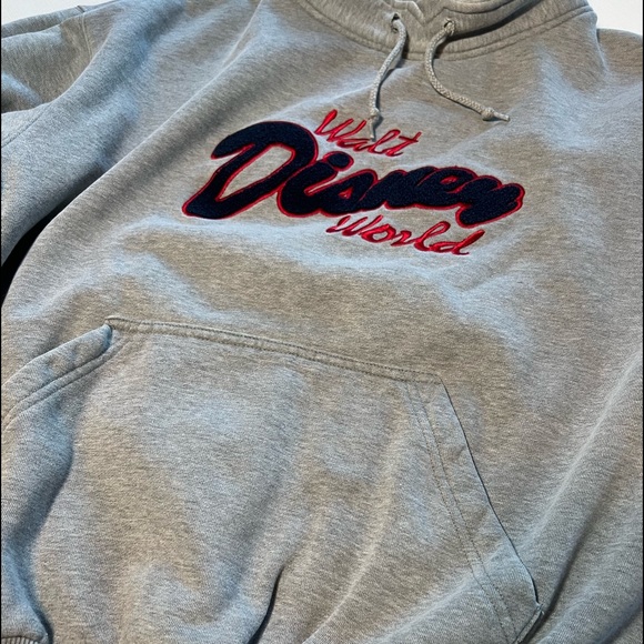 Mickey Inc, Walt Disney World sweatshirt, grey ,size XL, no hood - Picture 5 of 6